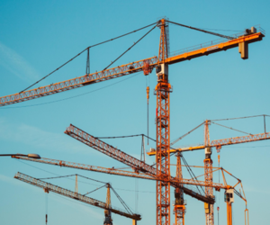 Construction crane in Dubai, UAE – ATN Info Media