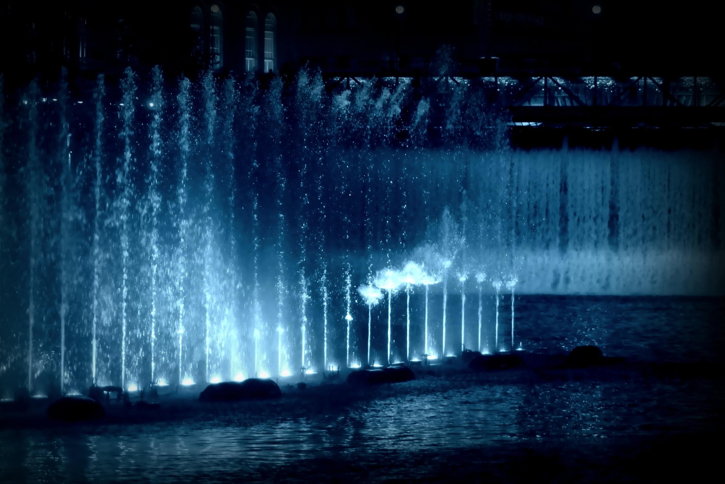 Bubbling Fountain In Dubai, UAE- ATN Media Info