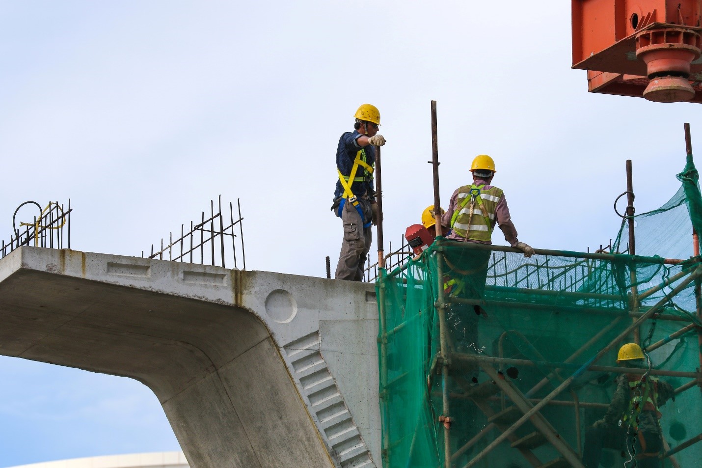 Safety Measure in Construction Equipment Dubai, UAE – ATN Media